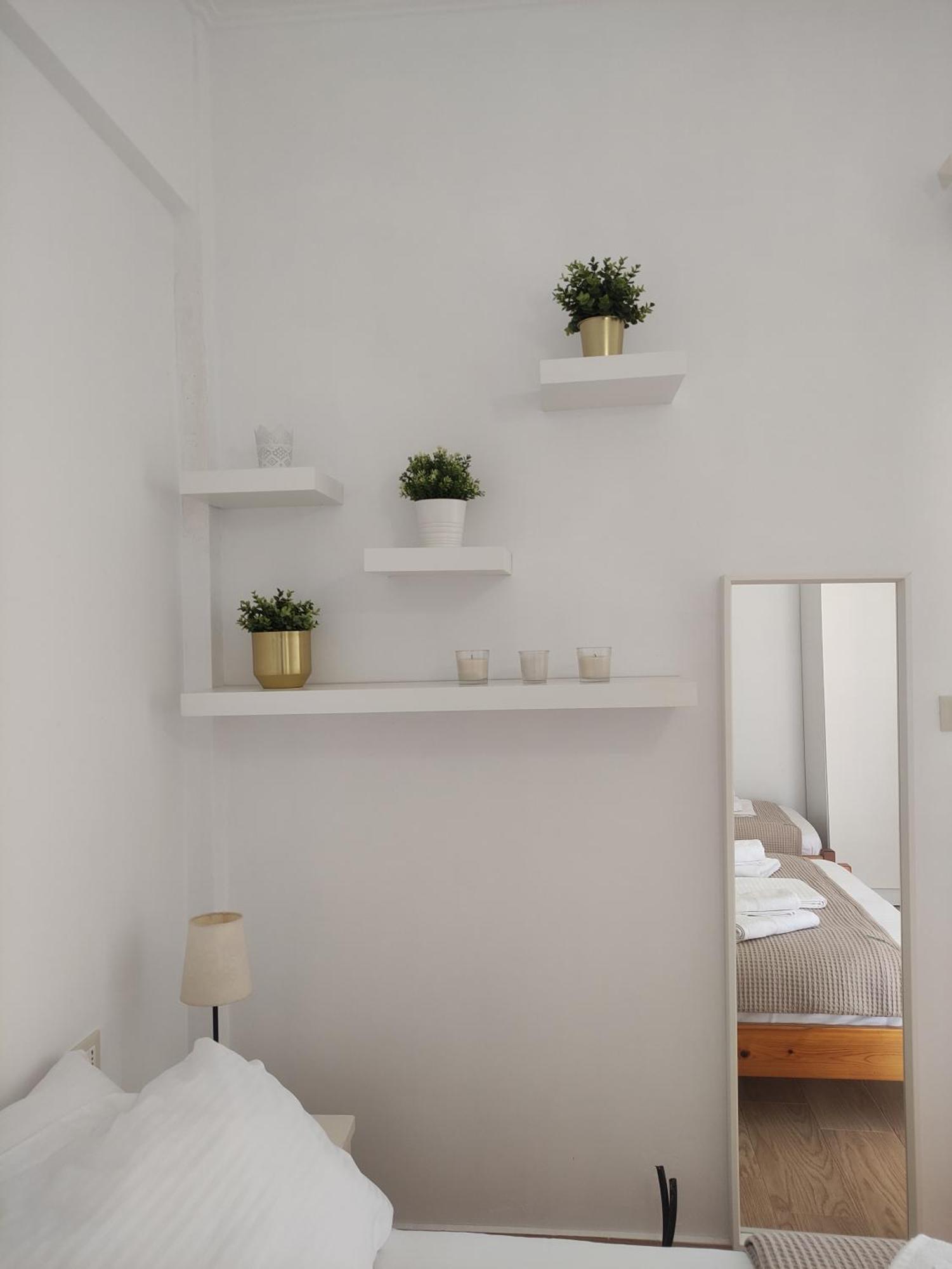 Comfy Hill Apartments Sarande Exterior photo